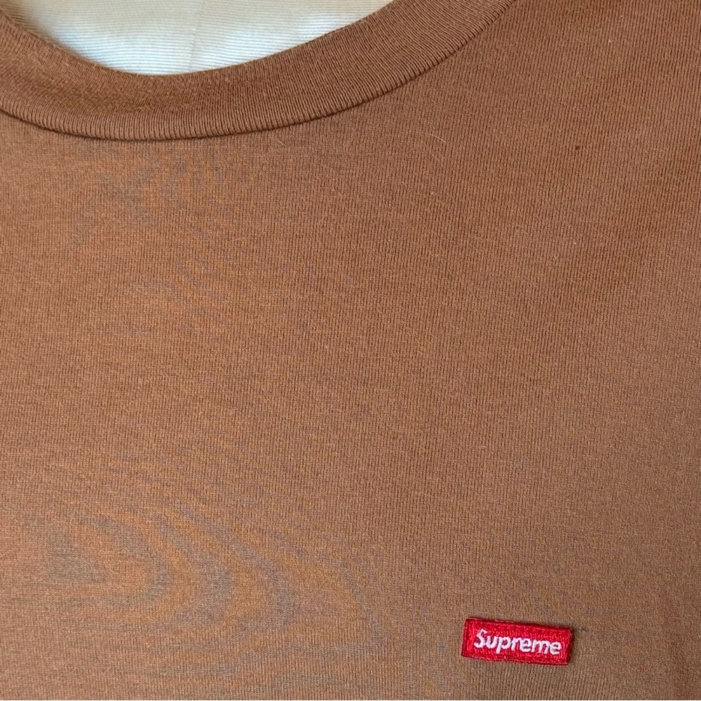 🎯SOLD🎯 Supreme Small Box Logo Short Sleeve Tee - Picture 6 of 12